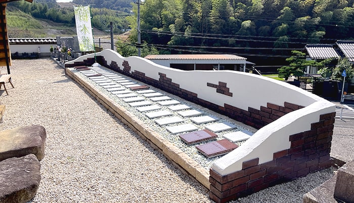 高徳寺にある墓石